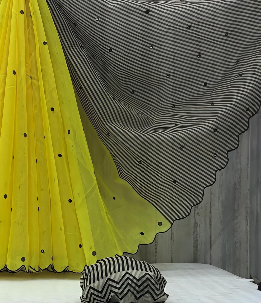 linen saree